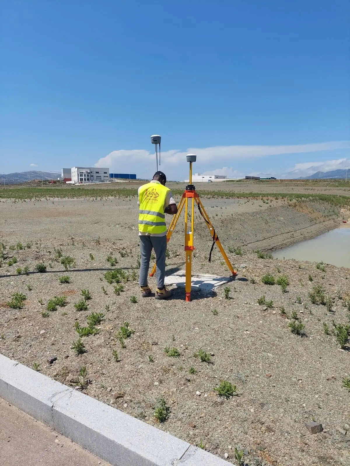 Équipe Diar Al Khibra en acquisition GNSS RTK